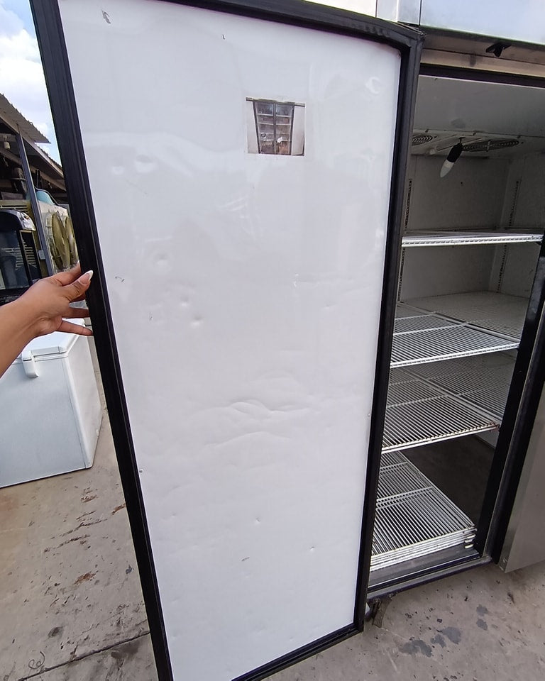 Refrigerador TRUE TG2R-2S (Seminuevo)