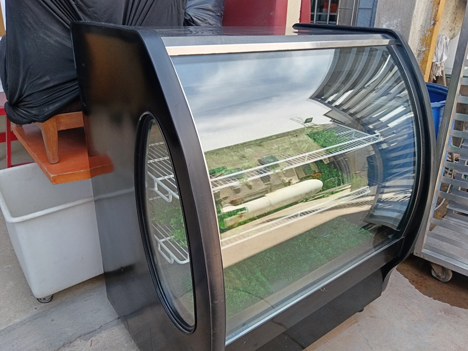 Vitrina Masser RHNVCT-1000-EP (Seminueva)